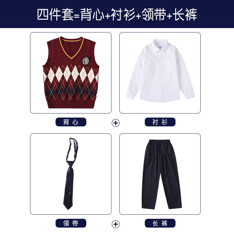 Ensemble quatre pièces rouge et blanc pour garçons