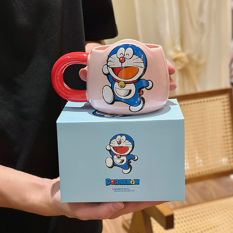 ชมพู