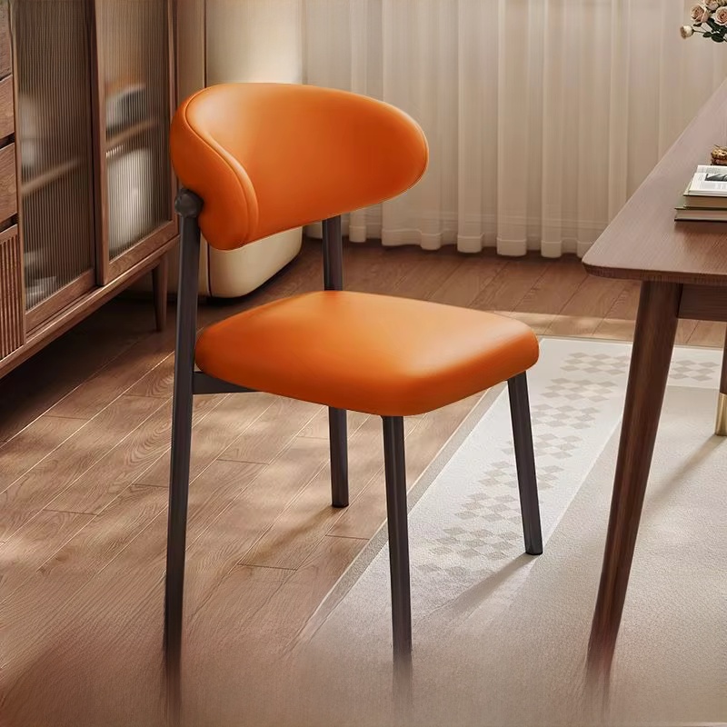 Pieds de chaise épaissis en cuir orange