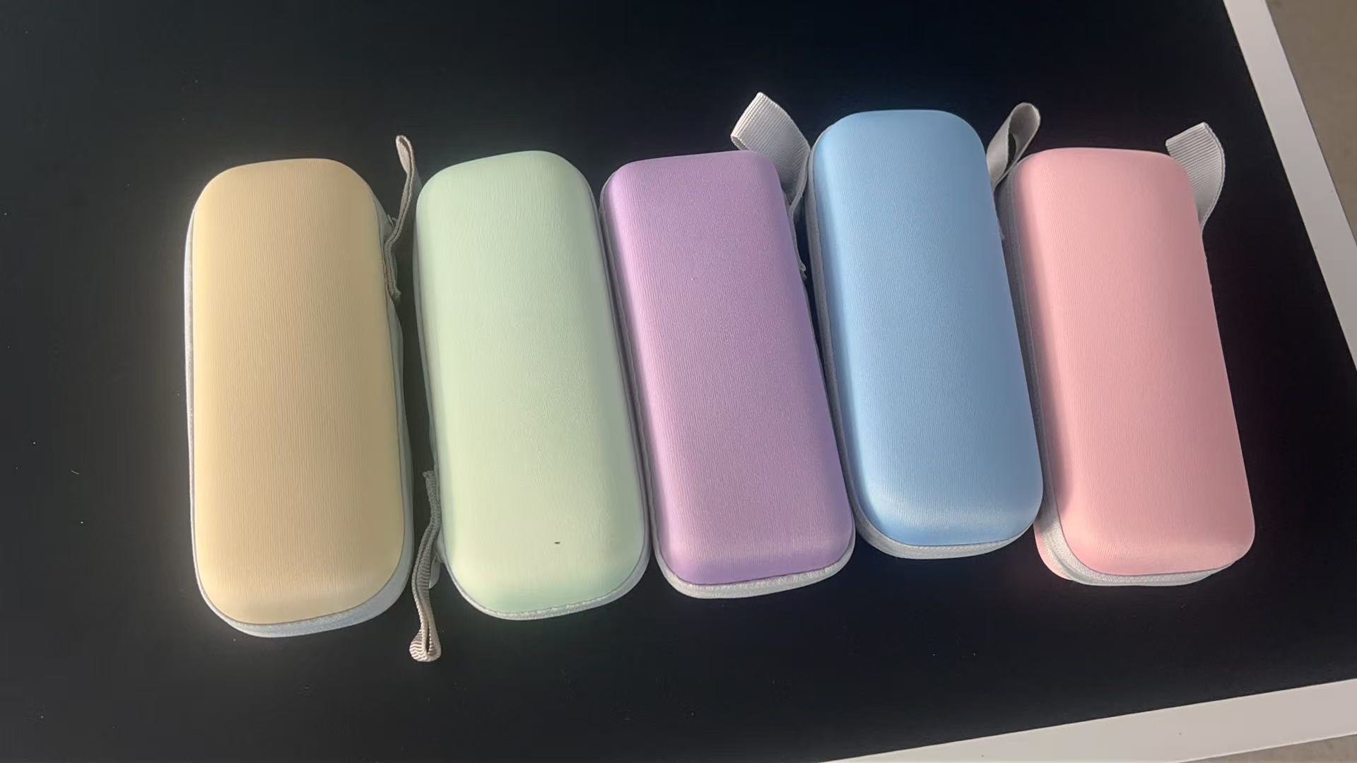 Una sola caja no se vende en una subasta individual.