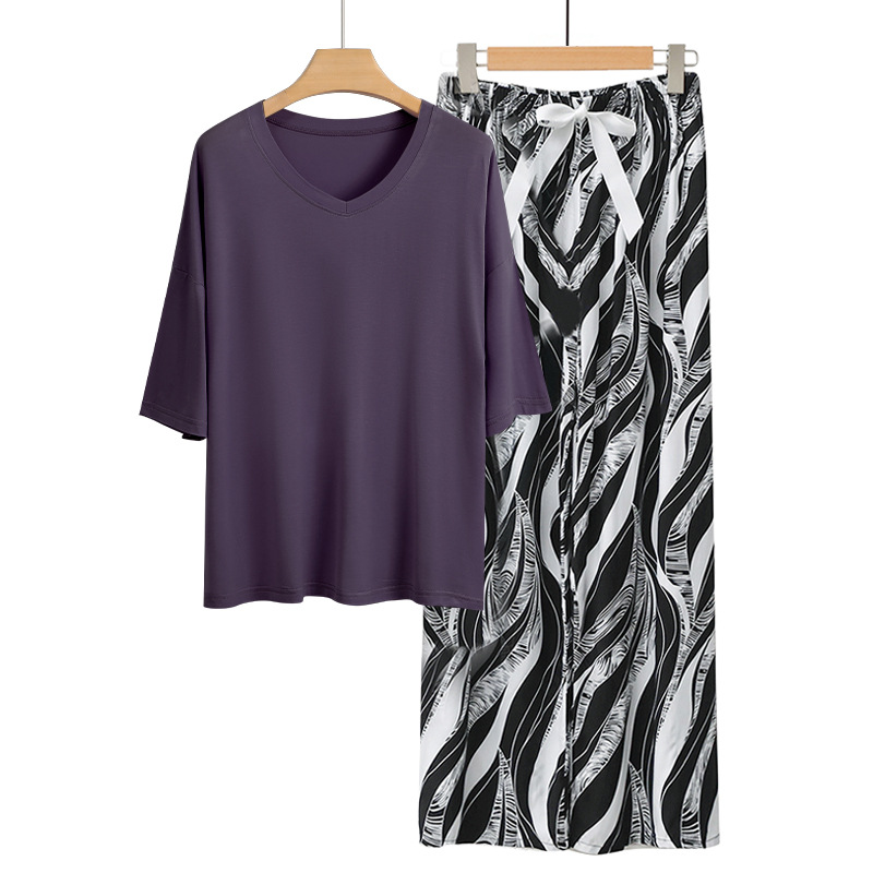 Dark purple irregular pattern