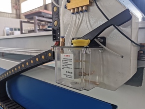 木柱3D 4D雕刻数控刳刨机，鞋模制作数控机床价格