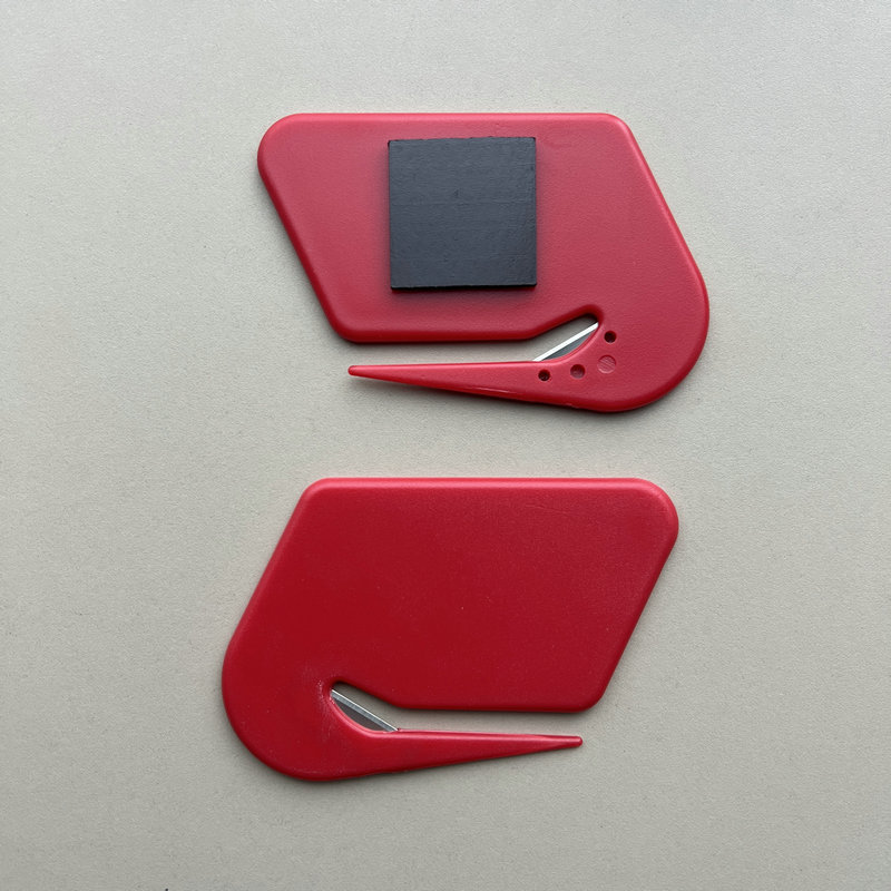 7,8X5,21x0,55 cm rouge