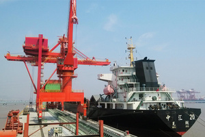 Puerto 1600 t/h Grab Container Ship loader Unloader Offshore Crane para cargar carbón