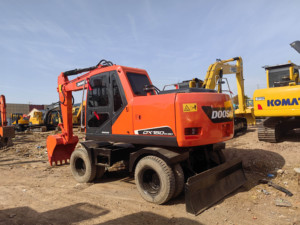 Doosan DX150 máy xúc cũ điều kiện 15 tấn trọng lượng hoạt động chính bao gồm động cơ bơm hộp số bánh răng - Product Image 4