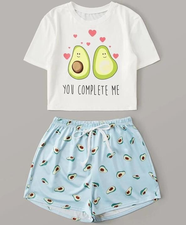 มีสีเขียวขุ่น