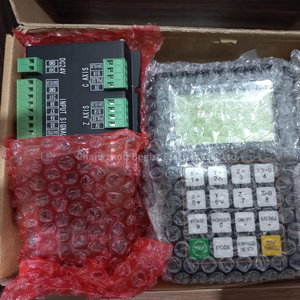 Controlador CNC de 3 ejes y 4 ejes Genuino DSP A11E A18 Versión en inglés Máquina de grabado CNC Sistema de control de movimiento - Product Image 4