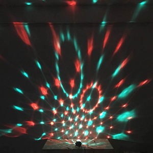 ホーム使用RGBディスコストロボライトクリスタルマジックボールLEDマトリックスレーザーパーティーライトリモコン付き - Product Image 2