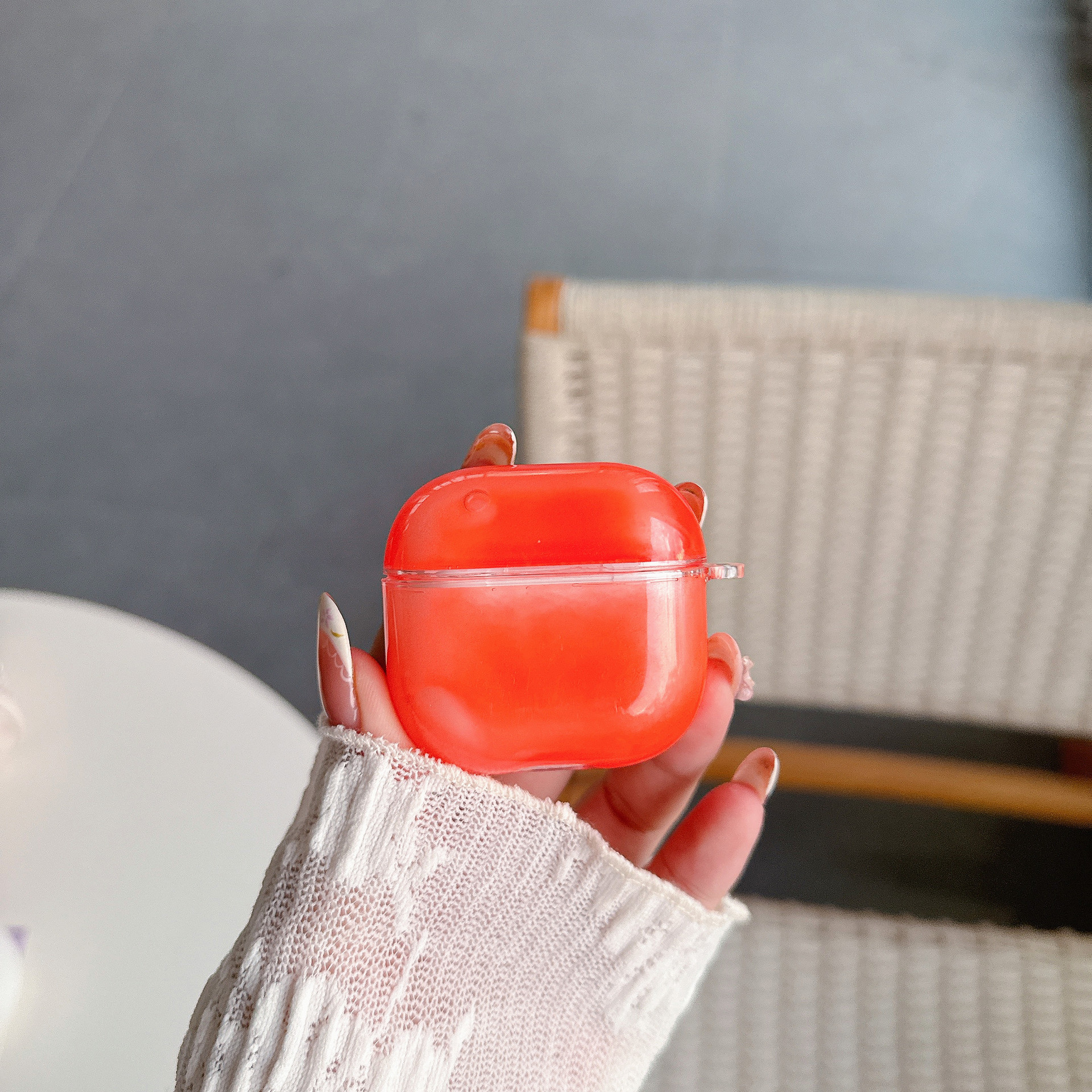 สีแดงเรืองแสง