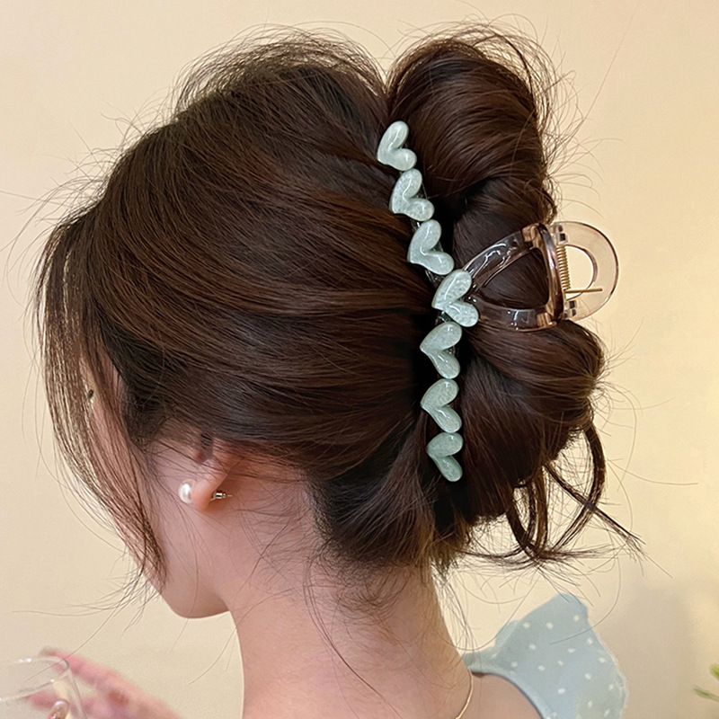 236# Fermoir en forme de coeur gris-vert - 13cm