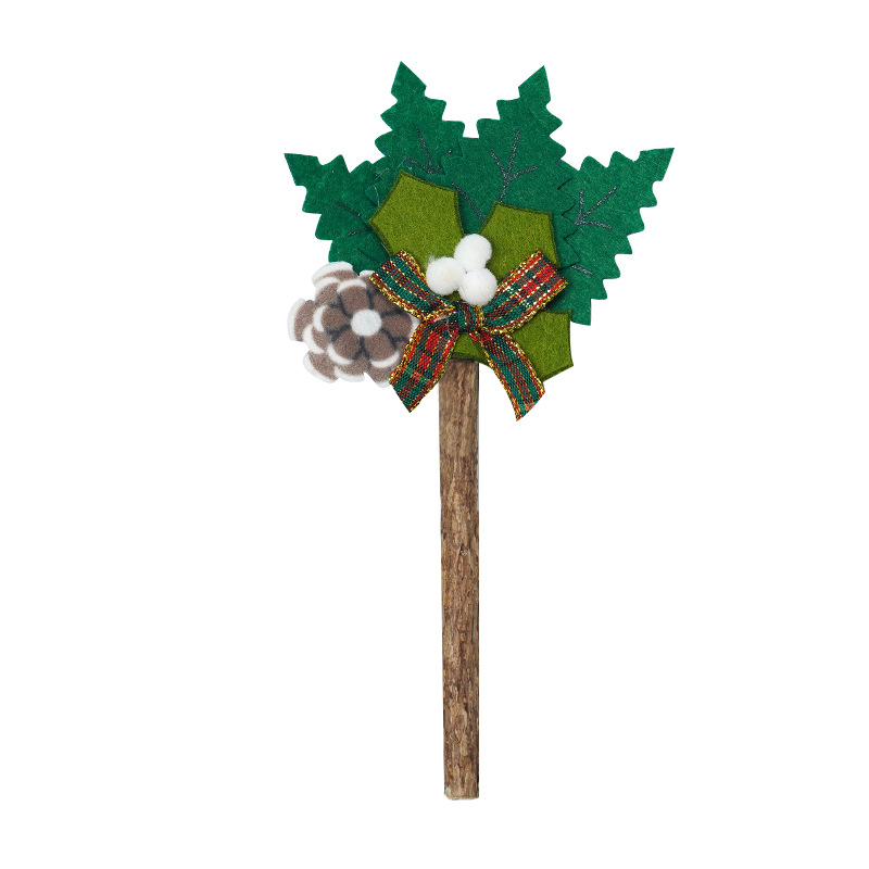 Green pine needles