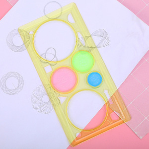มัลติฟังก์ชั่เด็กหลากหลาย Spirograph วาดไม้บรรทัดพลาสติกสีสีสุ่ม - Product Image 4