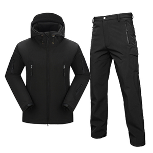 Hooded Soft <span class=keywords><strong>Shell</strong></span> Jacket Set Wind dicht Wasserdicht Warm Outdoor Shark Skin Herren mantel und Hose für Herren