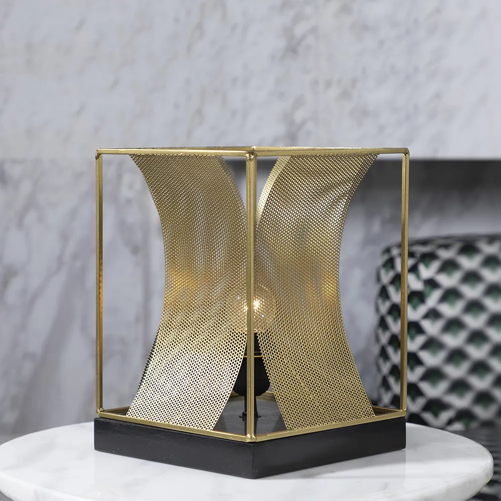 Merlin küp kare tasarımcı delikli pirinç metal masa lambası mermer taban benzersiz modern oturma odası otel lambaları ev dekor için
