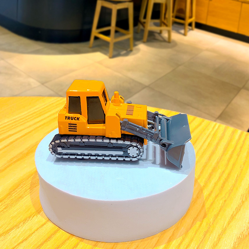 Bulldozer amarillo