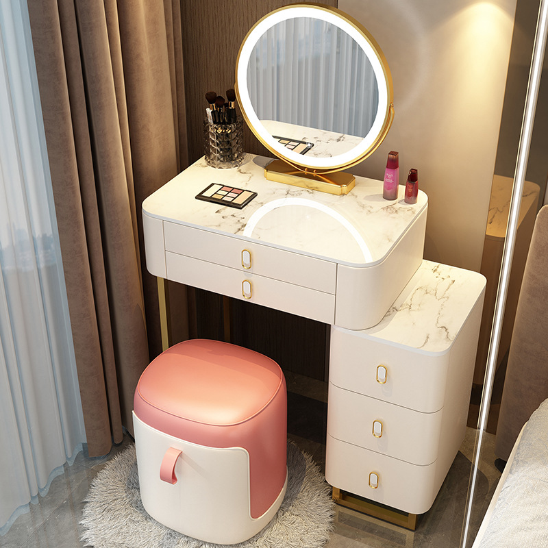 Table de rangement intelligente Platinum 06M avec miroir intégré et tabouret.