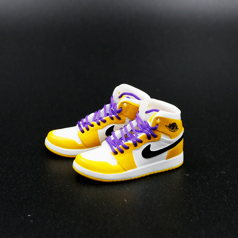 Lakers-one pair