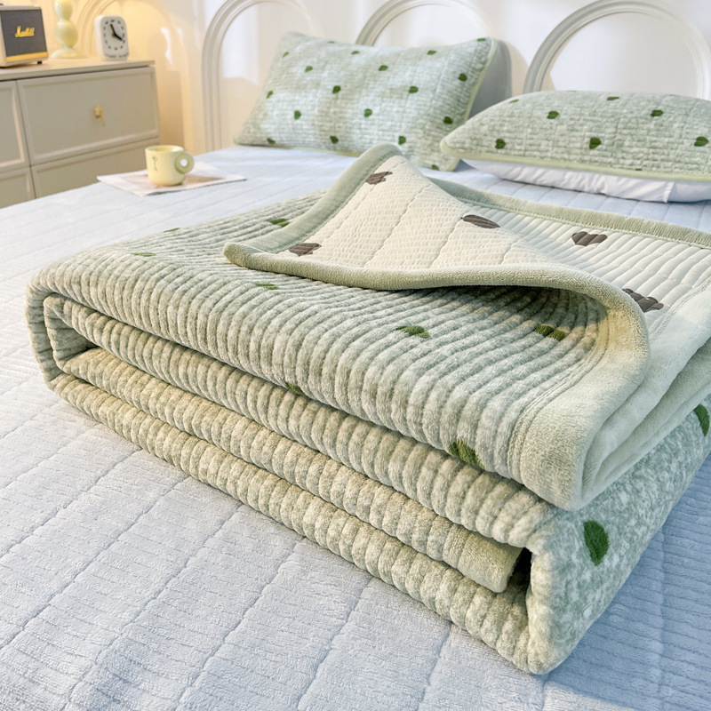 Funda de cama de esquina recta de terciopelo verde corazón-leche