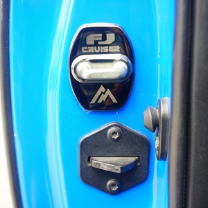 JYM-FJ-274อุปกรณ์เสริมภายในตัวล็อกประตูแบบล็อกล็อกล็อกฝาปิดเคสป้องกันสำหรับ FJ Cruiser