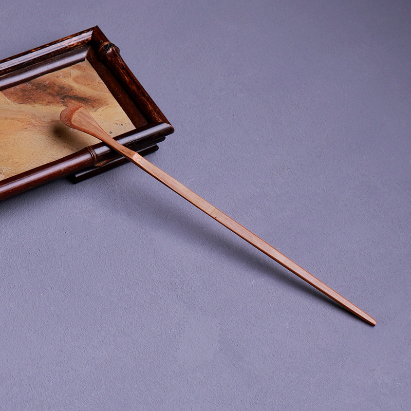 Round-tipped tea needles and tea picks with skin