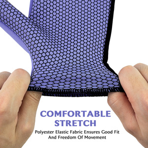 プロの手袋工場から弾性ポリエステルで作られたスポーツ用OEMシリコーン印刷手袋 - Product Image 5