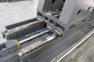 ศูนย์เครื่องจักรแนว CNC 3แกน HMC1290ศูนย์เครื่องจักร CNC ความเร็วสูง