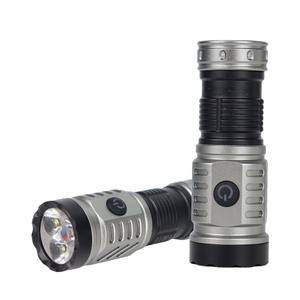 EMC en62471 RoHS BSCI Hight điện nhôm 800 <span class=keywords><strong>lumens</strong></span> Li-ion pin sạc điện phí <span class=keywords><strong>LED</strong></span> Torch ánh sáng đèn pin - Product Image 1