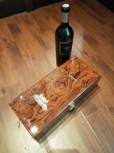 Bán buôn tùy chỉnh thiết kế sang trọng Đàn Piano sơn mài bóng kết thúc bằng gỗ paclaging Hộp Quà Tặng trường hợp cho rượu Whisky chai 2 trong 1 - Product Image 3