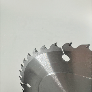 ファーストクラスOEM 230*1.1*0.8*70*40T TCT無垢材カッターリッピングカーバイド歯鋸刃おもちゃ工場用 - Product Image 6