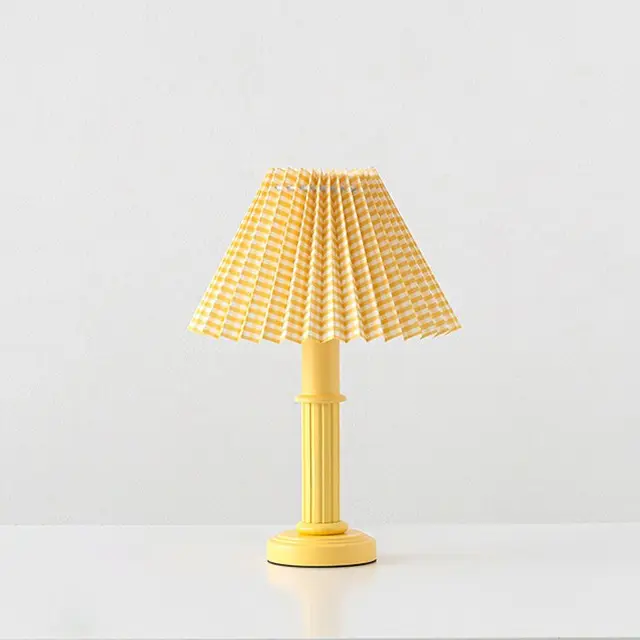 للبيع بالجملة مظلة ديكور للمطاعم من النوع الاسكندنافي بتصميم اسكندنافي E14 إضاءة صفراء