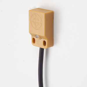 <strong>Inductive</strong> <strong>Proximity</strong> Switch with a 5mm square <strong>Sensor</strong> on the Top Side. - Product Image 2