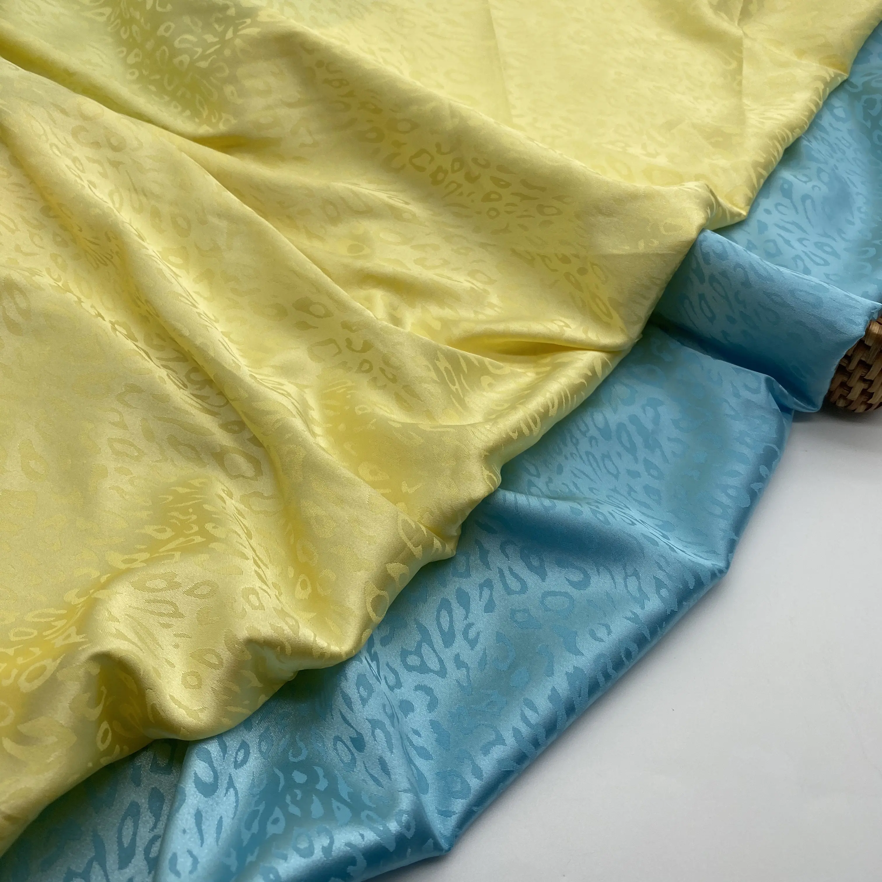 Текстиль XITONG, оптовая продажа, атласная ткань для изготовления платьев, жаккардовая атласная дизайнерская ткань, ткань из спандекса