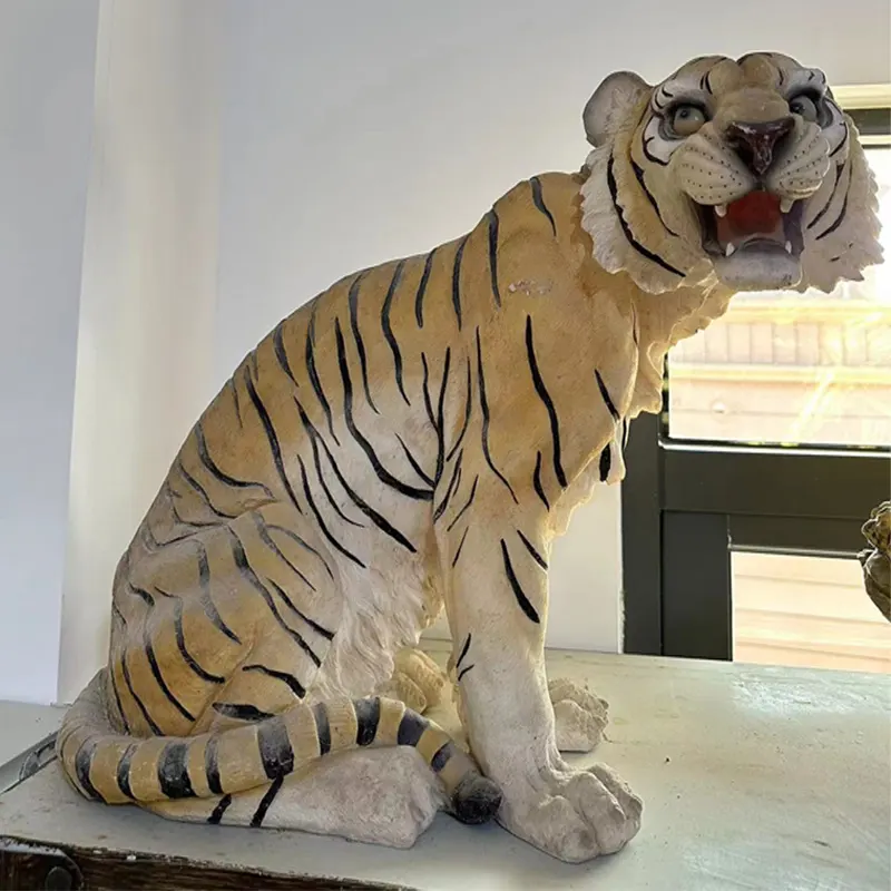 Arte resina animal estatueta tigre estátua aceitar cliente design realista animal Ao ar livre tigre estátua animais collectible estatueta
