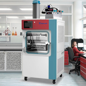 Liofilizzatore industriale con configurazione modulare del programma