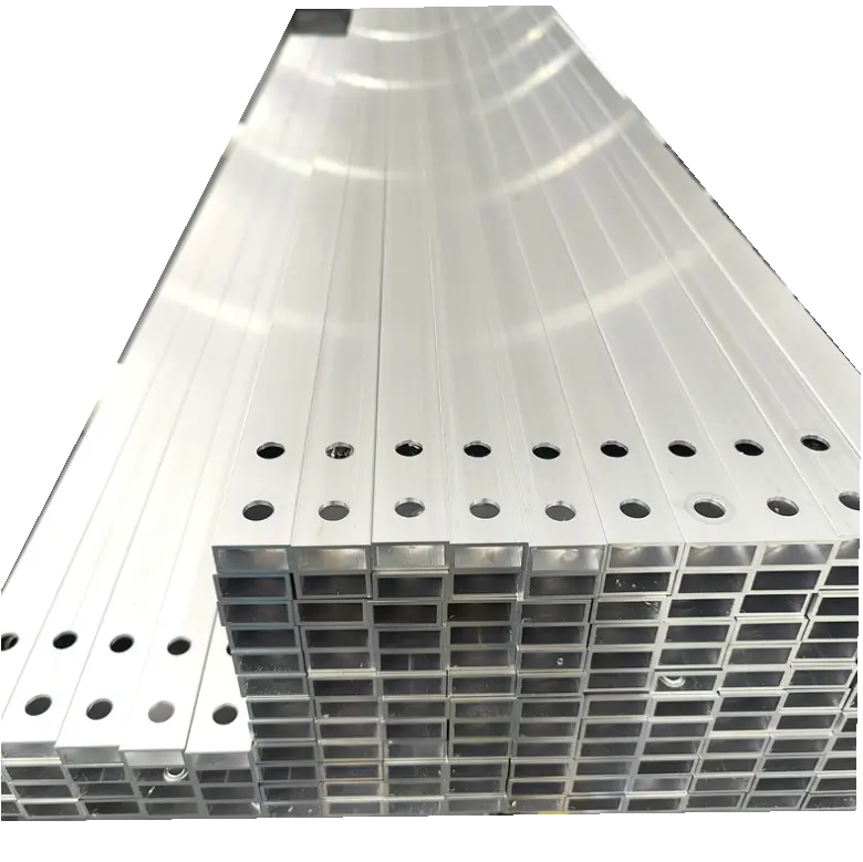 Fabbrica che offre una barra piatta in alluminio ad alta durezza 7075 profilo in alluminio industriale 7075
