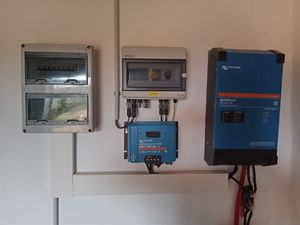 IP65 CE PVコンバイナーボックス2 in 2out防水1000VソーラーDC 1ストリング500Vジャンクションボックス4入力1出力 - Product Image 6