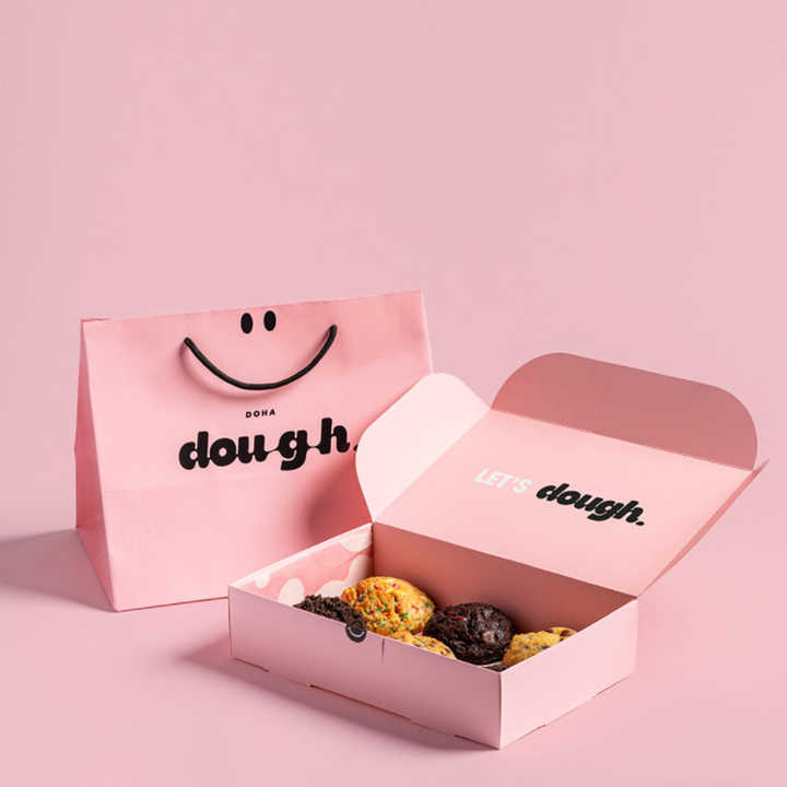 Custom Luxury Biodegradable Food Grade pink Paper Mochi Cake Donut Packaging Gift Cardboard Box with Design logo