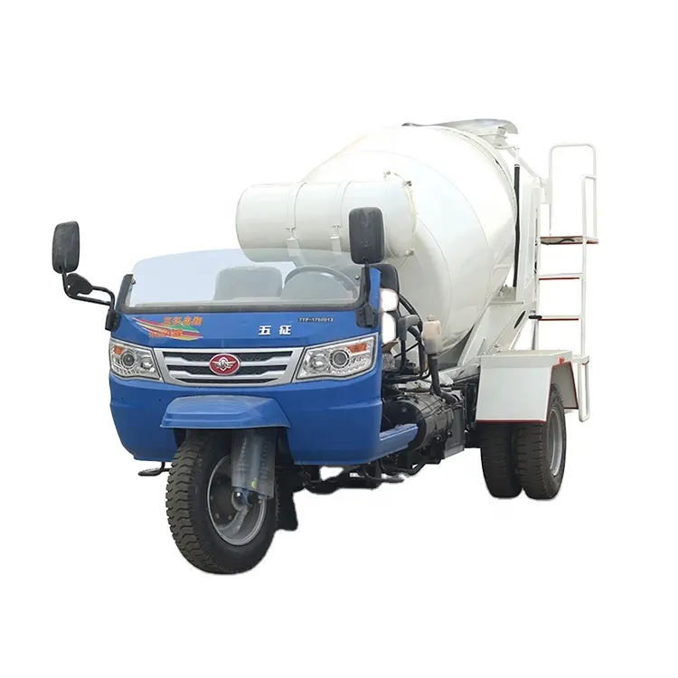 New Tricycle 2.6 M3 Concrete Mixing Truck Five-wheeled Tanker Truck