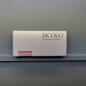 Customized <strong>Red</strong> Lip Glazed Paper <strong>Box</strong> Small Batch Personalized Display <strong>Box</strong> with Embossing Printing