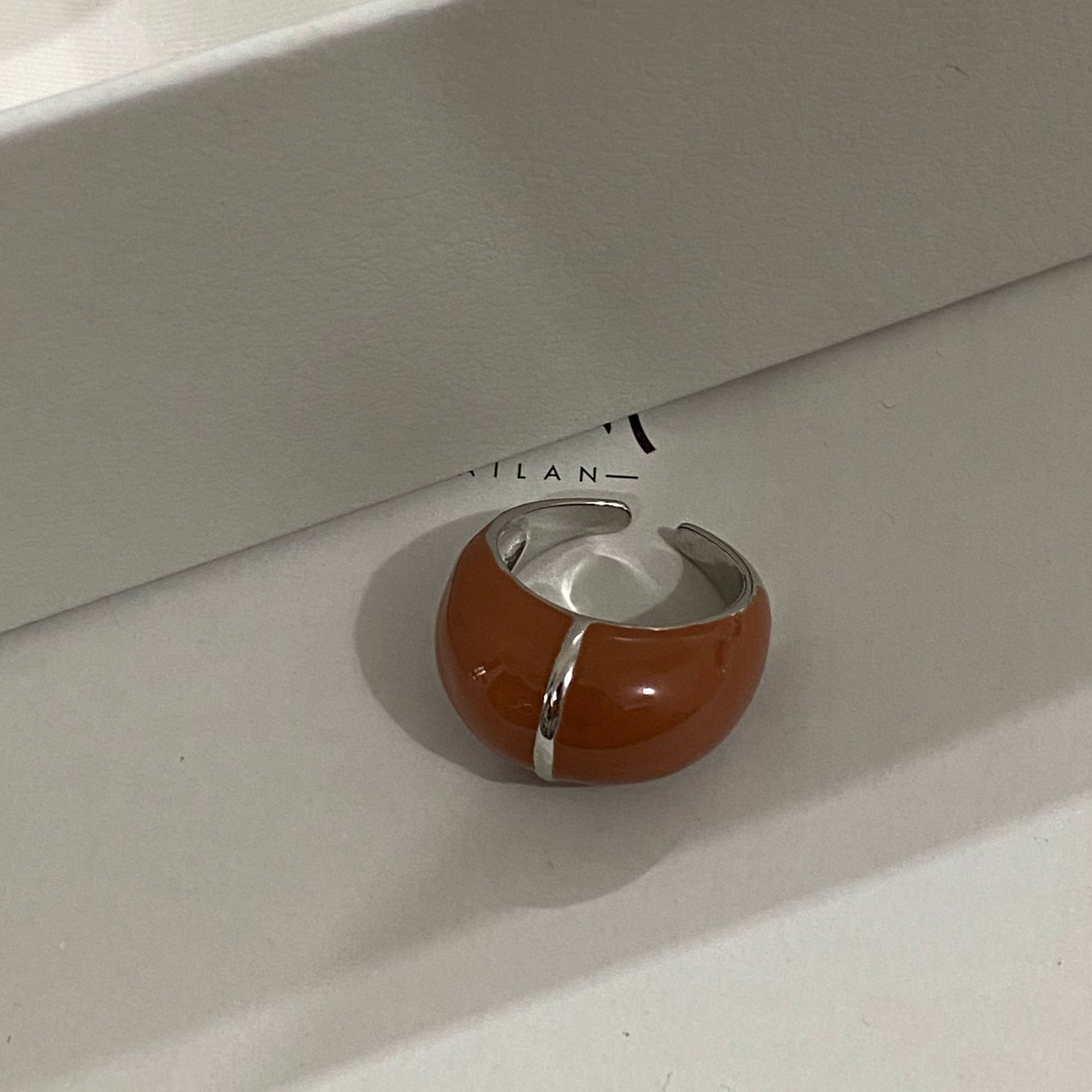 Brown ring