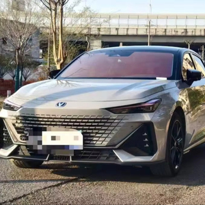 Changan Uni v 2023 2022 yeni 1.5t mükemmel asil Pilot modeli 2.0t 2.0 spor baskı oto çin Sedan otomobil araç - Product Image 1