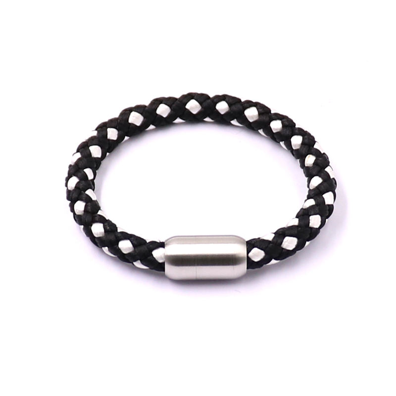 สีดำ/ สีขาว