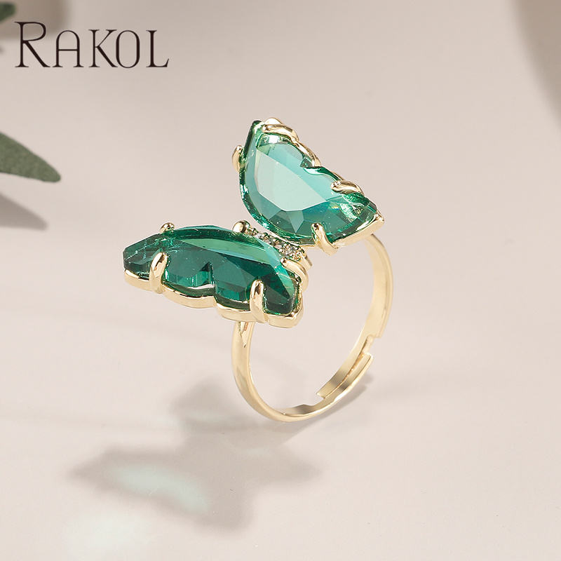 สีเขียว