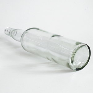 Customized Transparent Beer Glass Bottles with Various Capacities of 650ml 750ml <strong>1L</strong> Customized Large-size Beer Glass Bottles - Product Image 5