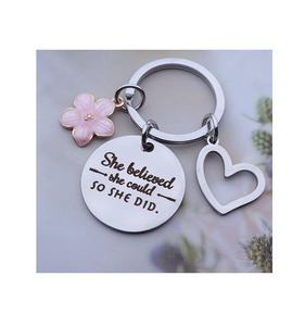 Cô Ấy tin rằng cô ấy có thể vì vậy cô ấy đã làm Móc khóa quà Tặng truyền cảm hứng cho con gái Con Trai từ cha mẹ - Product Image 5