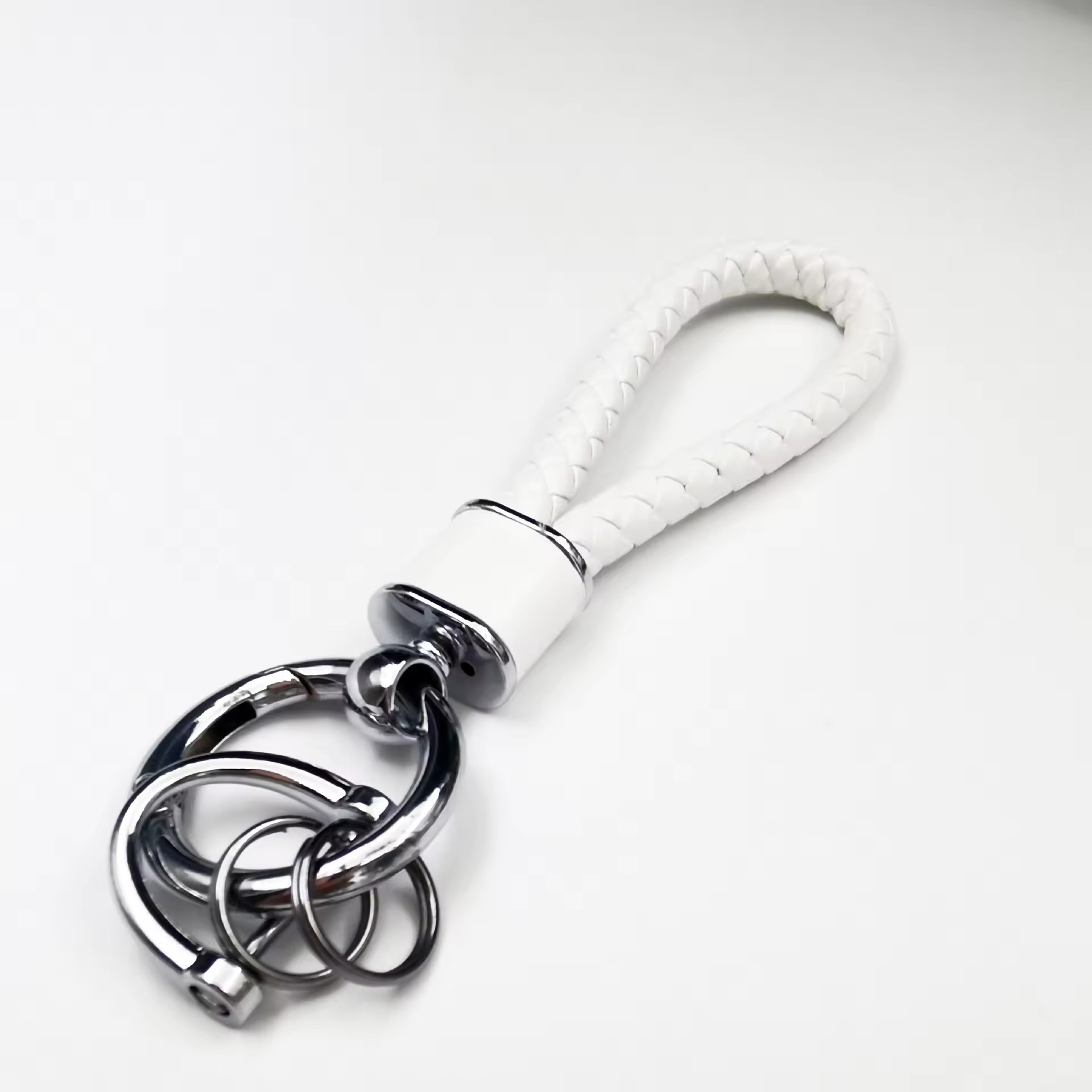 Silver-white rope