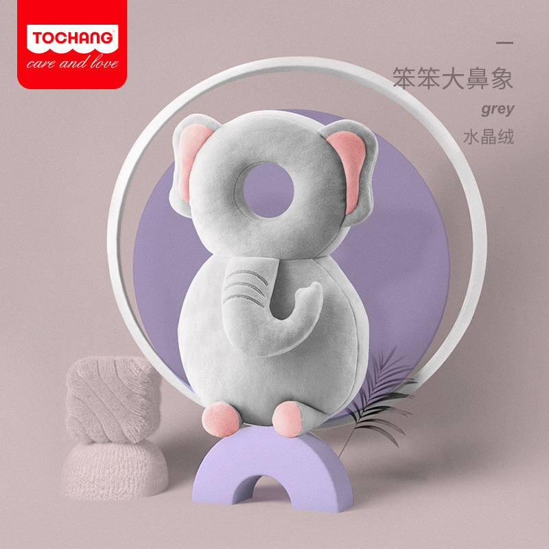 Stuffed model-elephant