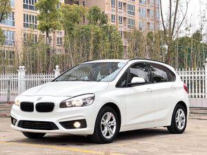 2015 BMW 2シリーズ218iアクティブツアラー1.5T AWDリアカメラダークレザー8L R17タイヤガスエンジン自動ギアボックス中古車 - Product Image 4