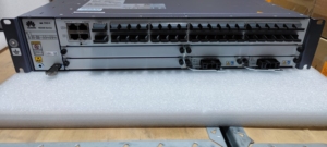 03054993华西路由器NE40E处理单元CR5DL3XEFG7C 3端口10GBase局域网/广域网SFP + + 24端口100/10 + 单位Base-X-SFP - Product Image 3