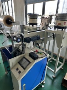 Confezionatrice automatica multifunzione ad alta velocità per viti, polvere e componenti Hardware elettronici - Product Image 4